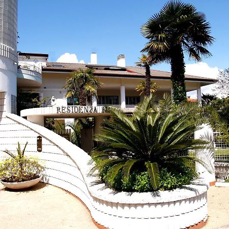 Ferienwohnung Residenza Zaccolo Lignano Sabbiadoro Exterior foto