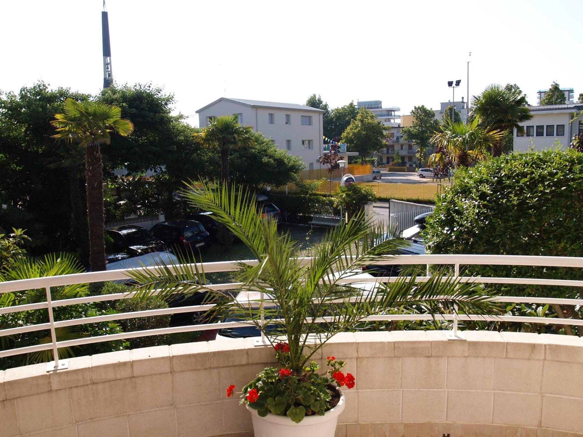 Ferienwohnung Residenza Zaccolo Lignano Sabbiadoro Exterior foto
