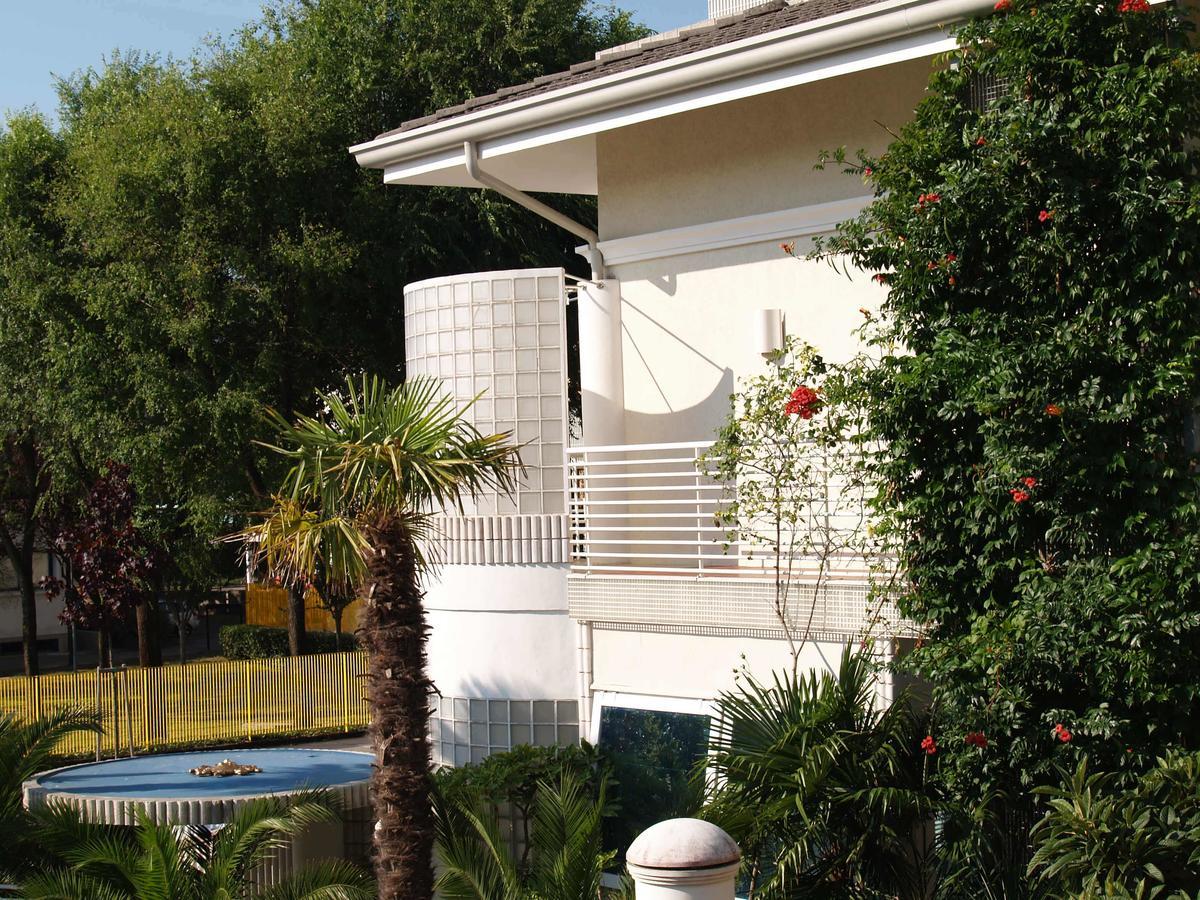 Ferienwohnung Residenza Zaccolo Lignano Sabbiadoro Exterior foto